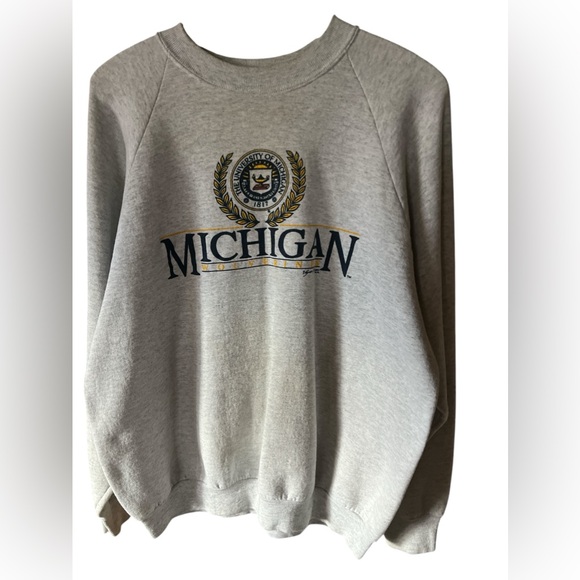 Fruit of the Loom Other - University of Michigan Vintage Sweatshirt